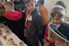 received_872418601187343