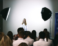 Gdy nad głowami świszczą... słowa