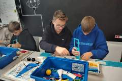 2b933f53-d501-46c0-bab2-a6c29902ba1c