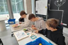 e39602df-8f2f-4e5d-a49b-5bfbe5289113