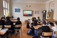 44266393-7794-44a7-a375-ea4e1700c4e8