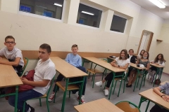 r12