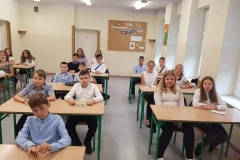 r13