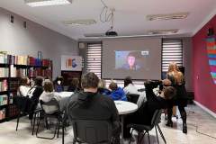 93018fb1-a5f4-4453-a031-8bd962067354