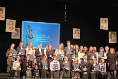 82306222-395f-4161-80bc-b7b7e66c733c