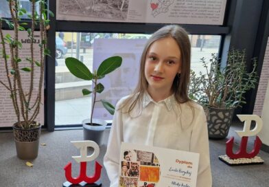 Emilia Borycka z kl. 8b – laureatką 3 miejsca Wojewódzkiego Konkursu Historycznego „Młodzi kontra. O niepodległość Polski”