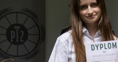 Amelia Górecka zwyciężczynią ogólnopolskiego konkursu historycznego Amelia Górecka zwyciężczynią ogólnopolskiego konkursu historycznego