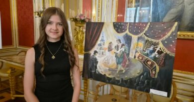 Oliwia Kwiecień (8a) laureatką międzynarodowego konkursu plastycznego