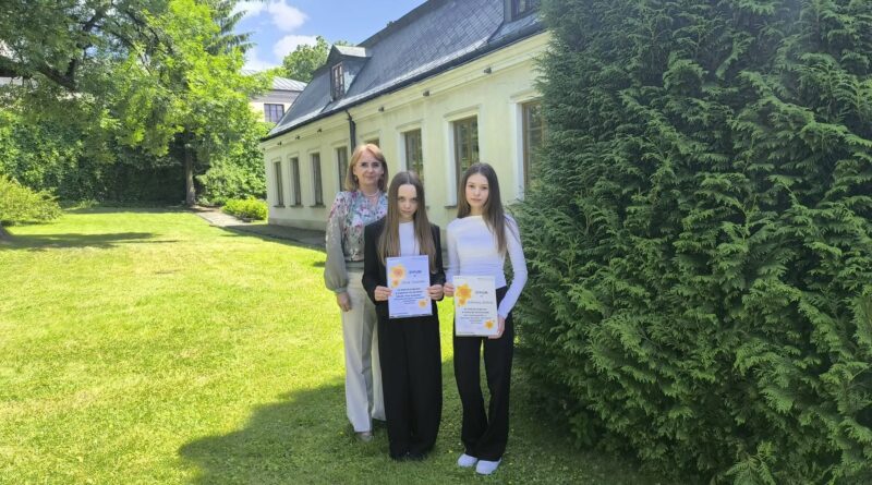 Nasze uczennice laureatkami Pól Nadziei